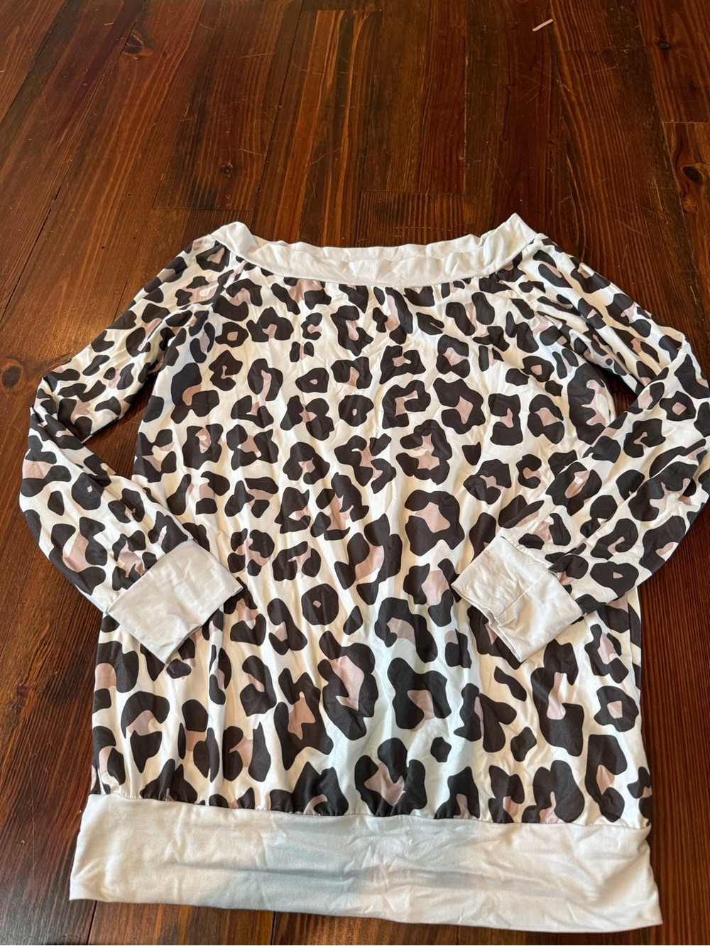 Women’s Long Sleeve Leopard Print Tee - White, Black & Light Pink